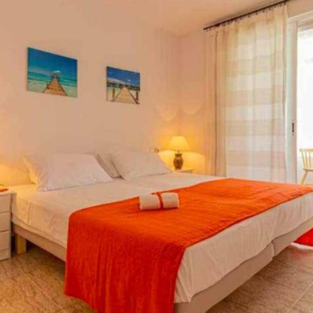 797 Holiday Rentals - Piso Para 4 Con Amplia Terraza Al Jardin Y Al Mar Benalmadena Bagian luar foto