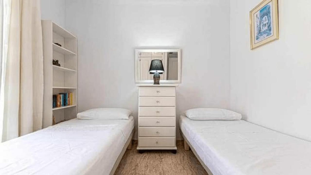 797 Holiday Rentals - Piso Para 4 Con Amplia Terraza Al Jardin Y Al Mar Benalmadena Bagian luar foto