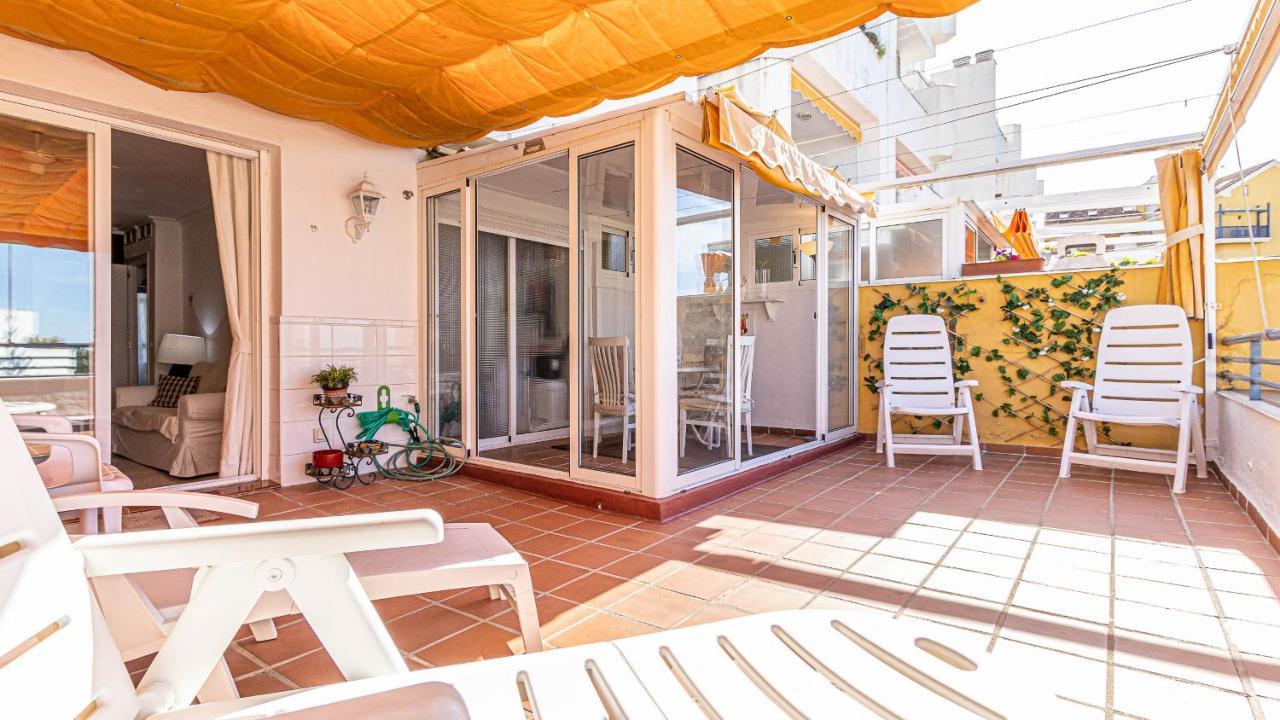 797 Holiday Rentals - Piso Para 4 Con Amplia Terraza Al Jardin Y Al Mar Benalmadena Bagian luar foto
